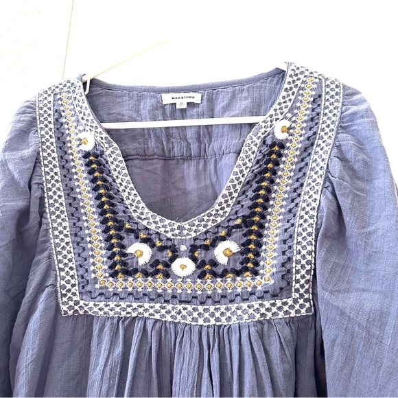 Max Studio Blue Embroidered Boho Peasant Top 3/4 Sleeve - Picture 2 of 9